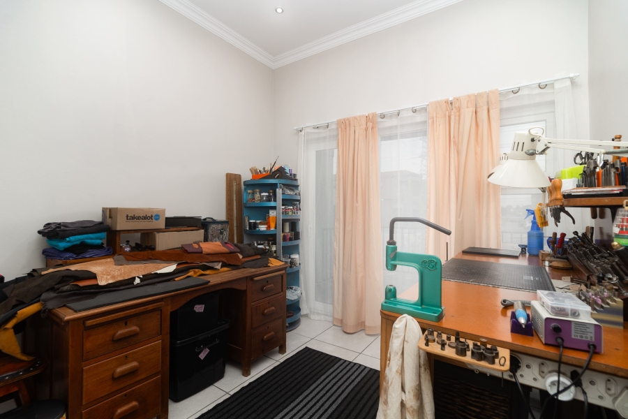 3 Bedroom Property for Sale in Protea Heights Western Cape
